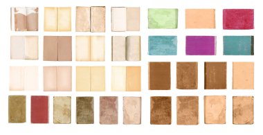 Farklı açık ve kapalı eski kitap kümesini açın. Beyaz arka plan üzerinde izole farklı eski defterleri topluluğu.