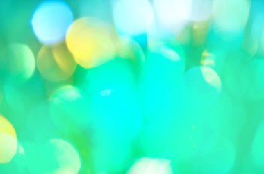 Neşeli Noel zarif arka plan. Ufuk yeşil ışık arka plan. Yeşil doğa güneş sıçrama ile arka plan bulanık