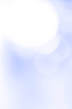 Soyut bulanıklık mavi gökyüzü arka plan. Yumuşak pastel renk. Taze temiz gökyüzü bokeh arka plan. Soyut bulanık günbatımı gökyüzü. Metin için yer.
