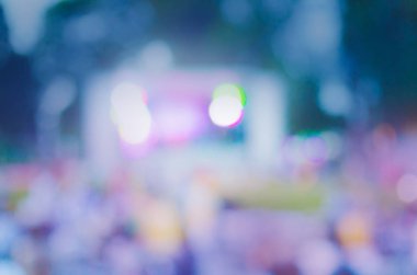 Bahçe içinde canlı konser etkinliği. Soyut gece ışık bokeh Festivali açık. Güzel bokeh festival arka plan. Gece festival arka plan bulanık