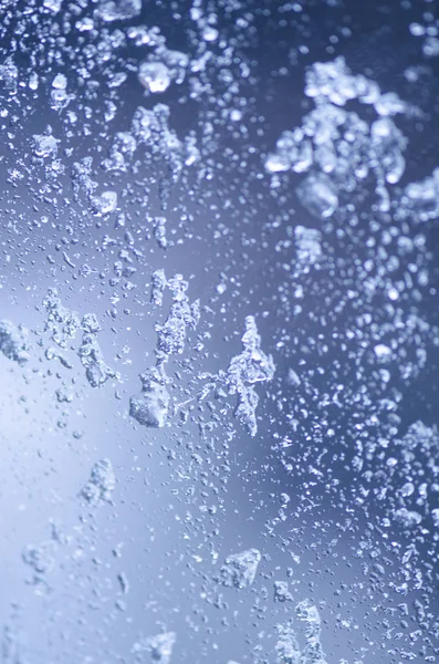 Зимнее Замороженное Стекло Текстура Замороженного Оконного Стекла Синее Замерзшее Окно — стоковое фото