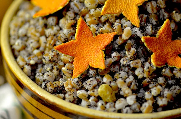 Kutya Natal Tradicional Decoração Forma Estrelas Uma Casca Laranja Estrela — Fotografia de Stock