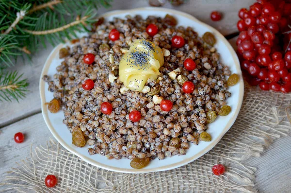 Vánoční Mísa Pšeničných Zrn Kandovaného Ovoce Sladký Pilaf Sušeným Ovocem — Stock fotografie