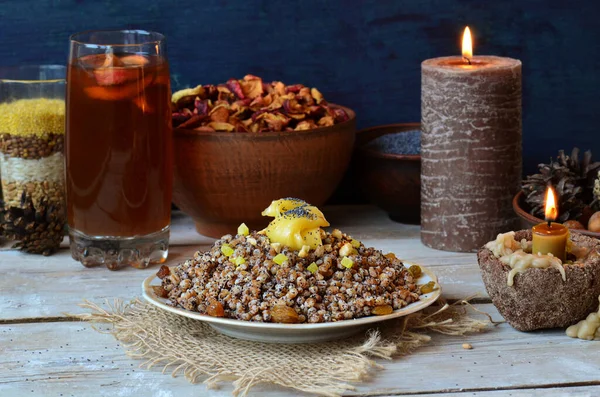 Tradicional Kutya Navidad Con Naranja Confitada Forma Estrella Decoración Forma — Foto de Stock