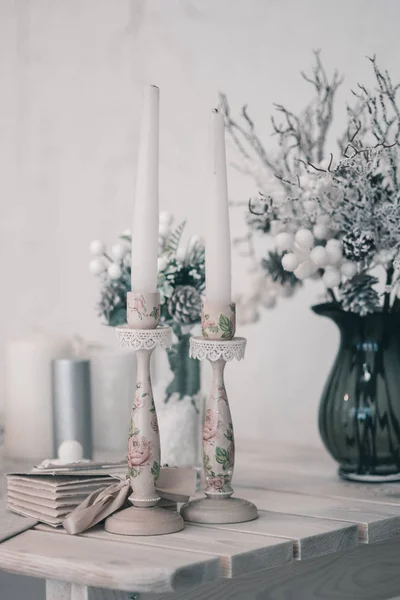 Mesa Servida Para Cena Navidad Salón —  Fotos de Stock