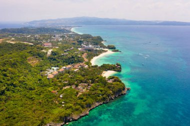 Boracay adası, yukarıdan bakın. Yeşil ada ile Seascape.