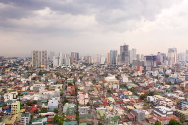 Manila.The Manila, Filipinler başkenti şehir Panorama. Sabahları modern metropol, en iyi manzara. Büyük bir şehirde gökdelenler ve iş merkezleri.