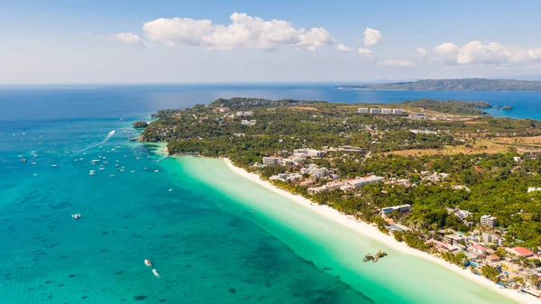 Playa blanca en la isla de Boracay, Filipinas, vista superior . — Foto de Stock