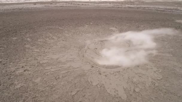 Volcán de lodo Bledug Kuwu, Indonesia — Vídeo de stock