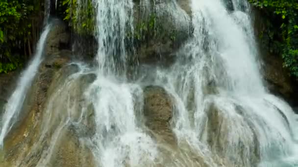 Belle cascade tropicale Philippines, Cebu — Video