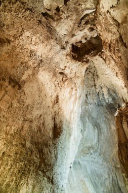 İonel'in (john's) mağarası Romanya Arieseni Karpatdağları