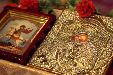 Tanrı'nın Annesi Meryem ve çocuk (İsa Mesih) sembolü Hıristiyanlık Kilise simgesi