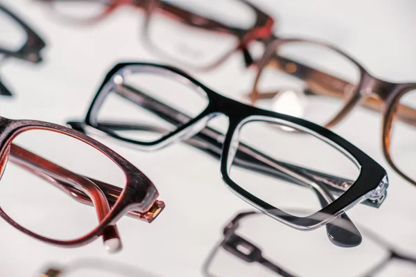 Gafas Sol Modernas Moda Aisladas Sobre Fondo Blanco Glasse — Foto de Stock