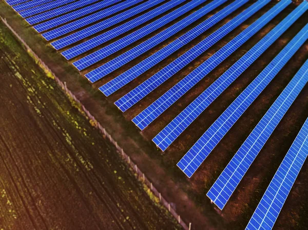 Panel Solar Azul Suelo Perfecto Para Proyectos Ecológicos — Foto de Stock