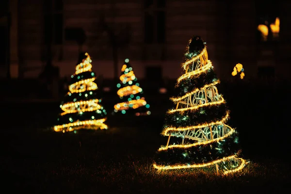 Fondo Borroso Abstracto Árbol Navidad Con Luces Desenfocadas Bokeh — Foto de Stock