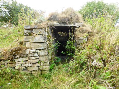 Köyde eski taş mahzen