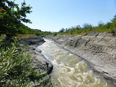 Rusya 'nın güneyindeki Podkumok nehri.