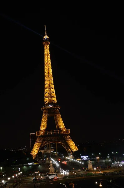 Ейфелева Вежа Паризі Освітлена Чудовими Вогнями Паризькі Ночі — стокове фото