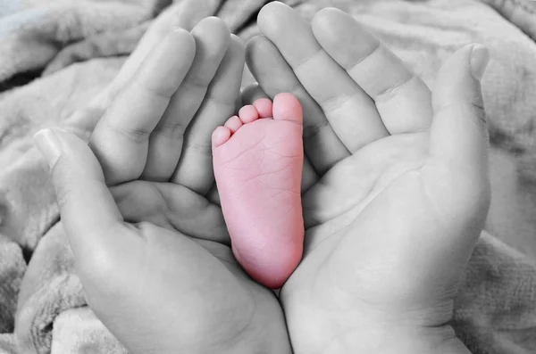 Baby Foot Home — Stock Photo, Image