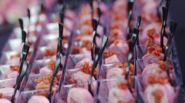 kapalı lüks restoran gıda catering