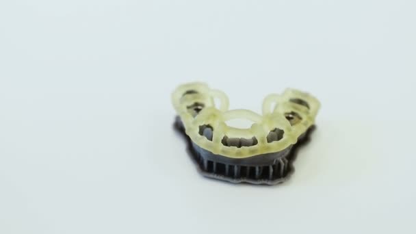 Patrón impreso con mangas para implantación dental dirigida — Vídeos de Stock