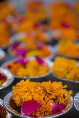 Hindistan'da Festival Ve Dini Sunular için Çiçek Aranjmanı.