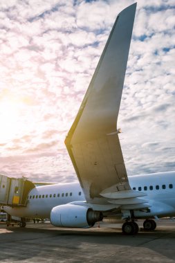 Jetway için beyaz yolcu Uçak Park