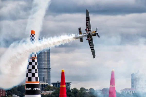 Казань, Россия, 25 августа 2018 года: Red Bull Air Race в центре — стоковое фото