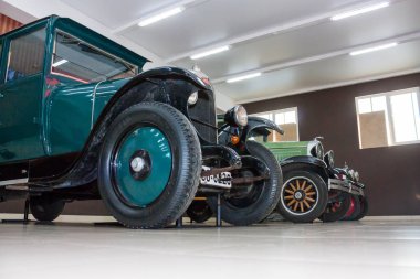 Chelyabinsk, Rusya-10 Mart 2016: eski XX yüzyılın Klasik Retro otomobil Müzesi