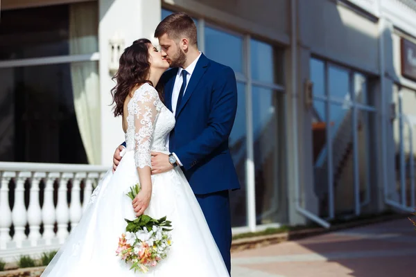 Beautiful Bride Groom Enjoy Each Other Happy Romantic Young Couple — Stock Photo, Image