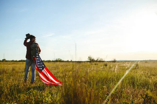 Juli Fjärde Juli Amerikanen Med Medborgare Sjunker Amerikanska Flaggan Självständighetsdagen — Stockfoto