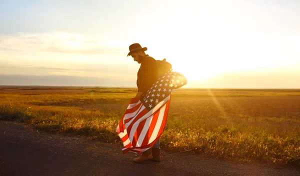 Juli Fjärde Juli Amerikanen Med Medborgare Sjunker Amerikanska Flaggan Självständighetsdagen — Stockfoto