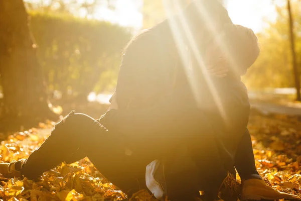 Nádherný Krásný Pár Který Užívá Krásný Podzimní Den Životní Styl — Stock fotografie