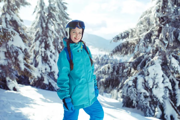 Young Girl Enjoys Beauty Winter Landscape Beautiful Girl Winter Clothes — Stock Photo, Image