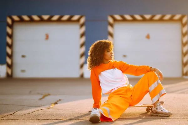 Menina Afro Americana Dançarina Dançando Rua Pôr Sol Esporte Dança — Fotografia de Stock