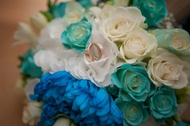 düğün günü ve aksesuarları