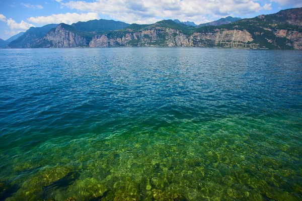Beautiful View Blue Lake Water — Φωτογραφία Αρχείου
