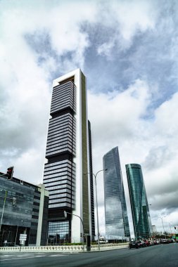 Cam Madrid modern gökdelenlerin Grup