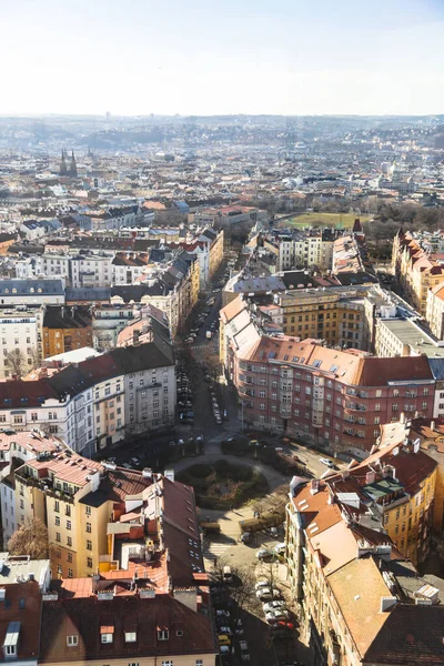 Panorama cityscape de casas residenciais em Praga — Fotografia de Stock