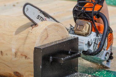 Kiev. Ukrayna. 22 Haziran 2019. Elektrikli testere. Stihl, Alman elektrikli testere ve diğer el teçhizatı üreticisi.