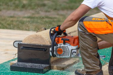 Kiev. Ukrayna. 22 Haziran 2019. Elektrikli testere. Stihl, Alman elektrikli testere ve diğer el teçhizatı üreticisi.