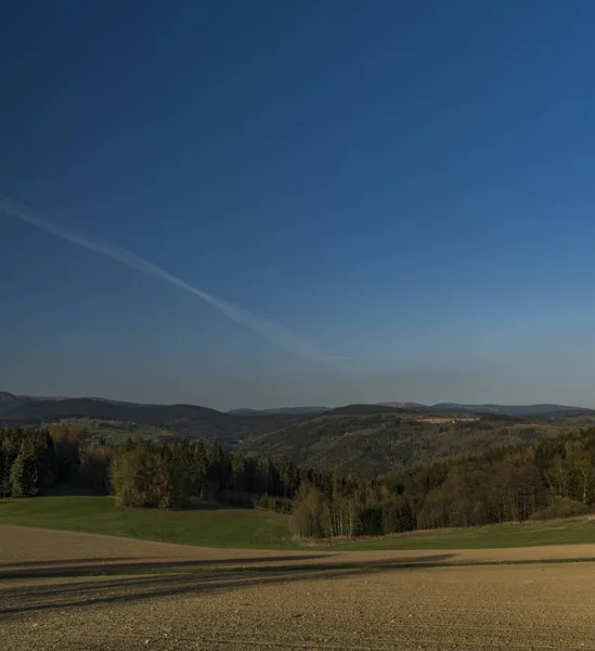 Sonniger Frühlingsabend Der Nähe Von Rroprachtice Dorf Nordböhmen — Stockfoto