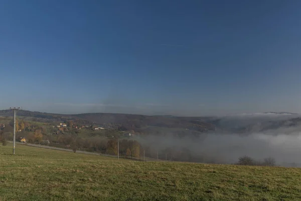 Schöner Morgen Mit Umkehrung Tal Der Nähe Des Dorfes Zitkova — Stockfoto