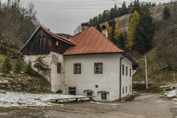 Wsi Špania Dolina Zimowe Dni Pochmurne Rano — Zdjęcie stockowe