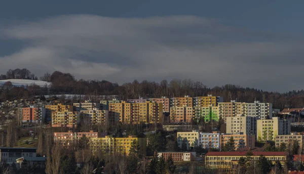 Vimperk Miasto Kompleks Mieszkaniowy Wieczór Zima Zimny Zachód Słońca Śnieg — Zdjęcie stockowe