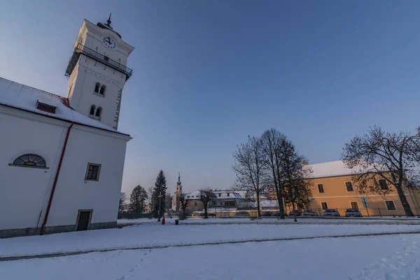 Kyrkan Födelse Saint Mary Spisske Podhradie Stad Frostigt Kall Vinter — Stockfoto