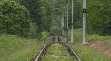 Tabor kasabası ile Bechyne kaplıca kenti arasındaki eski elektrikli demiryolu yolu