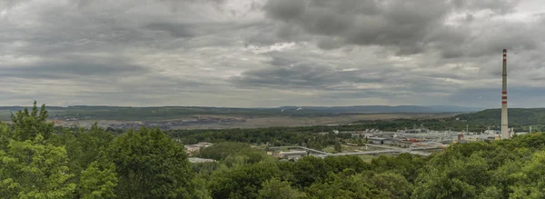 Πανοραμική θέα του εργοστασίου στην πόλη Σόσολοφ από το Hard θέα πύργο πάνω από την πόλη — Φωτογραφία Αρχείου