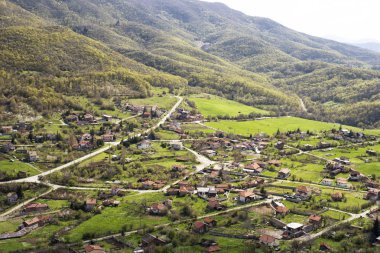 Kentsel köy görünümü. Görünümden Mount Aida,: Haskovo, Bulgaria