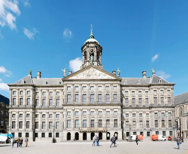 荷兰阿姆斯特丹 2019年5月13日 大坝广场上的皇宫 — 图库照片
